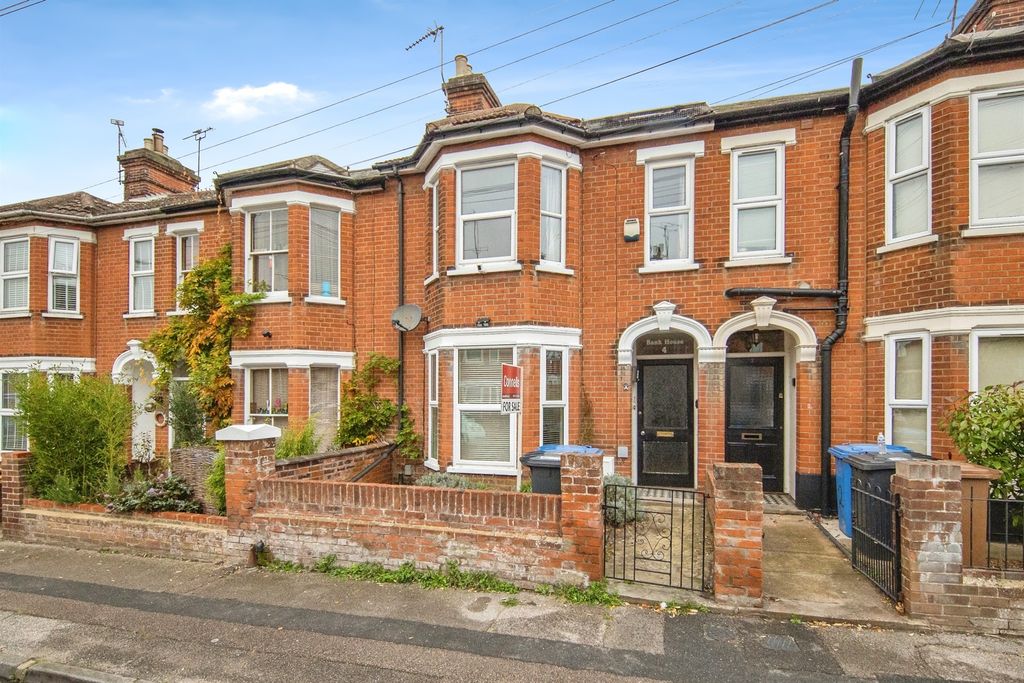 Property photo 1 of 15