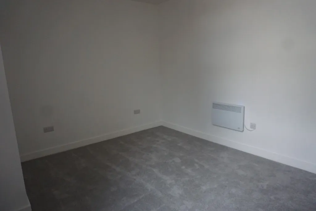 Third Avenue, Nottingham NG7 - View 6