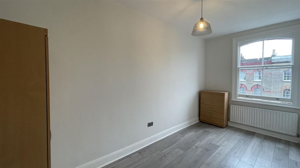 Property photo 3 of 8 Img_0452.Jpg