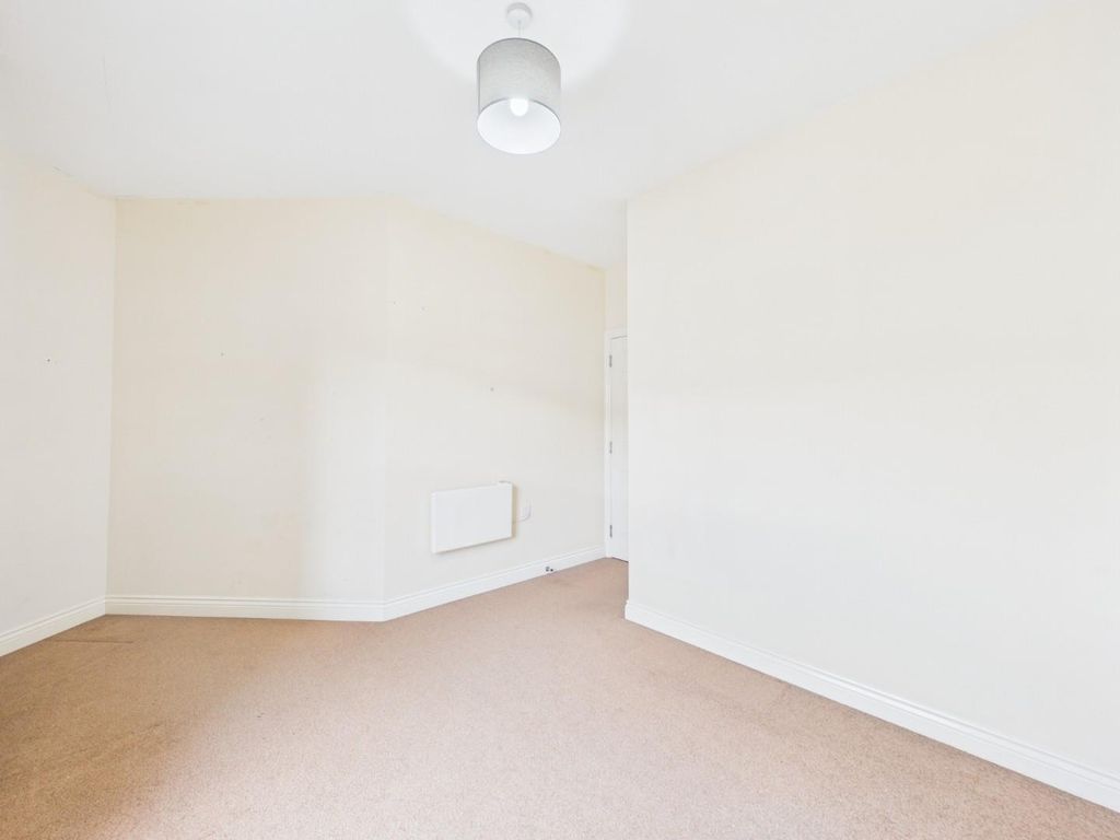 Property photo 2 of 13 Cam01268G0-Pr0534-Still004.Jpg
