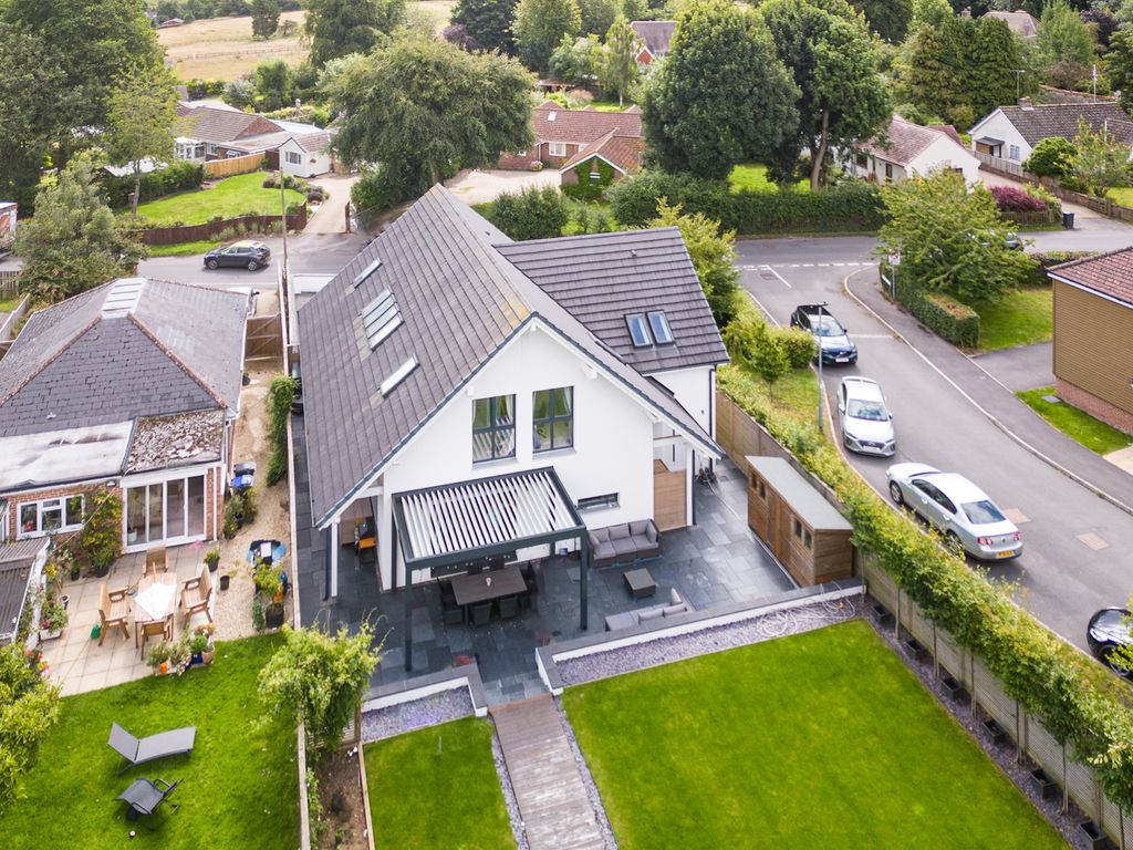 Property photo 1 of 19