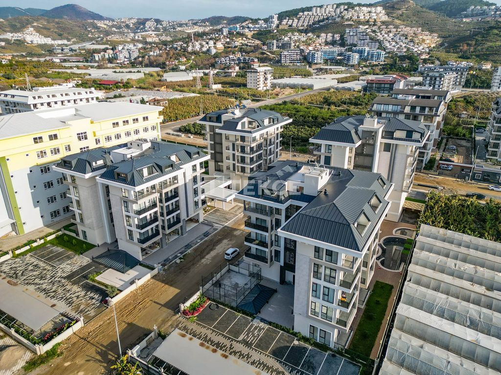 Property photo 3 of 45