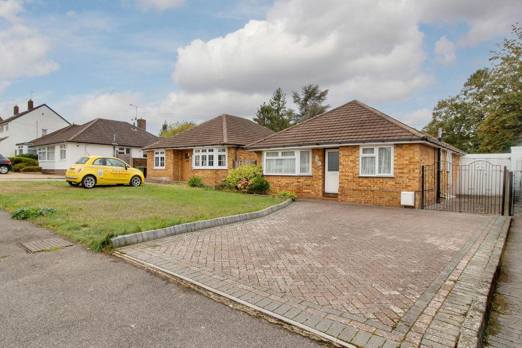 Property photo 2 of 19