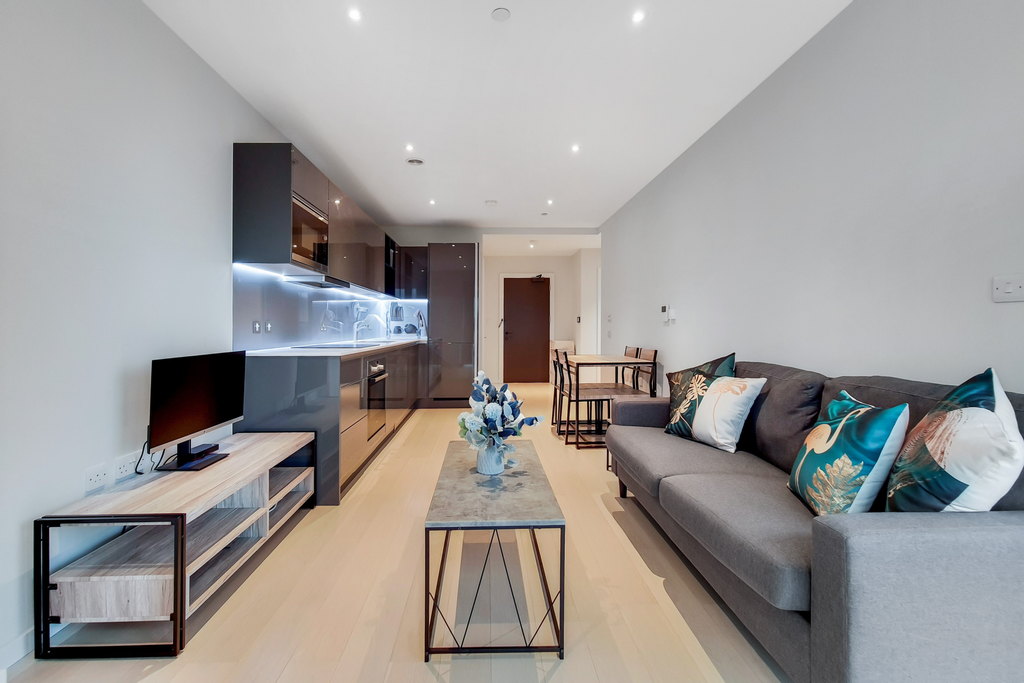 Property photo 2 of 13