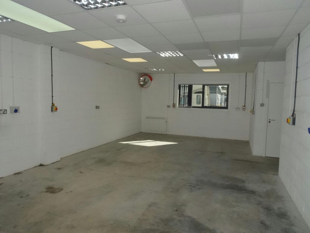 Property photo 3 of 7 Dsc04176.Jpg