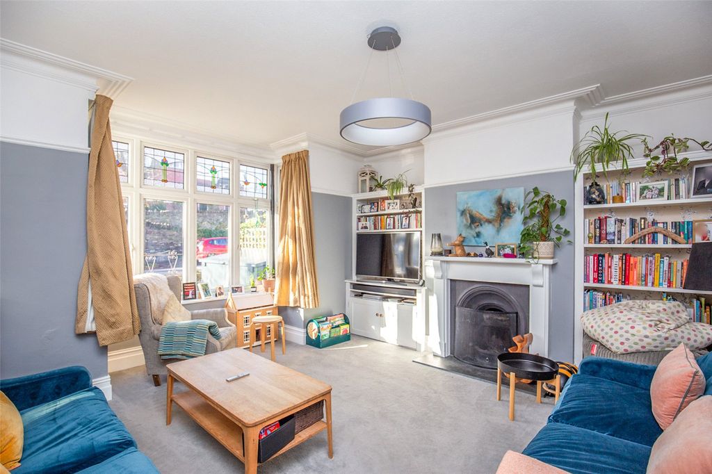 Property photo 3 of 37 Picture No. 20