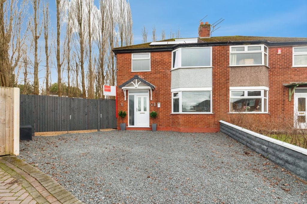 Property photo 1 of 18 Pbox-Img.Jpg