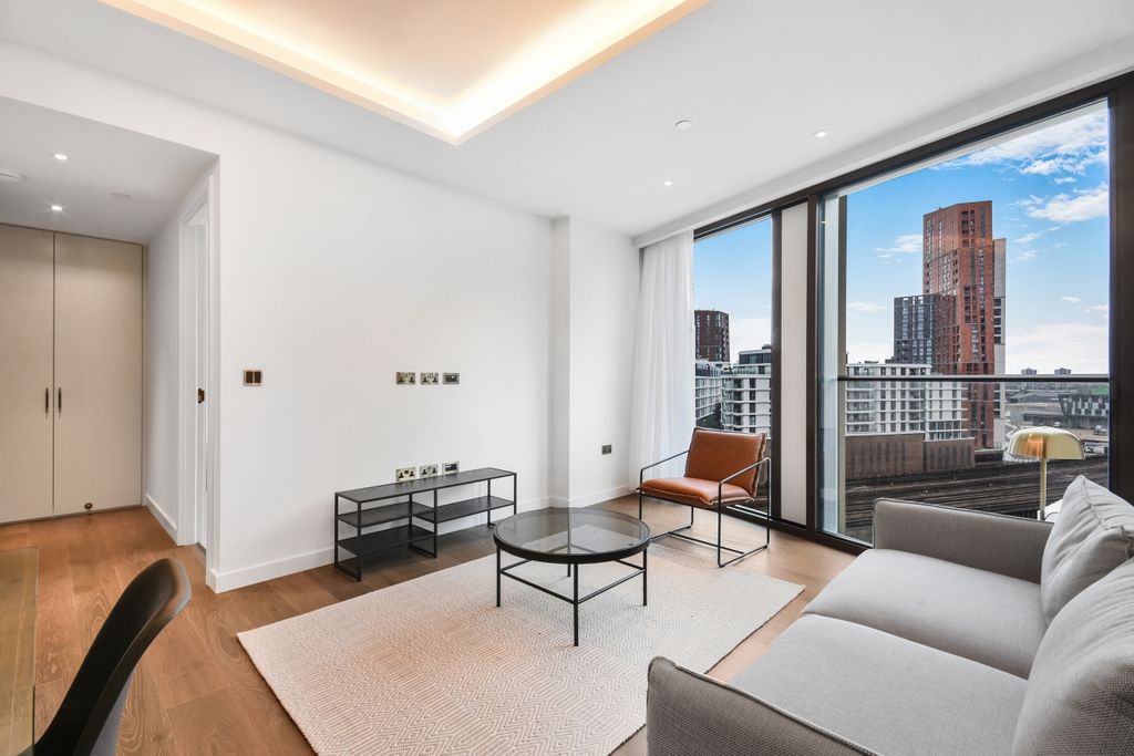 Property photo 1 of 13 Dsc_7223