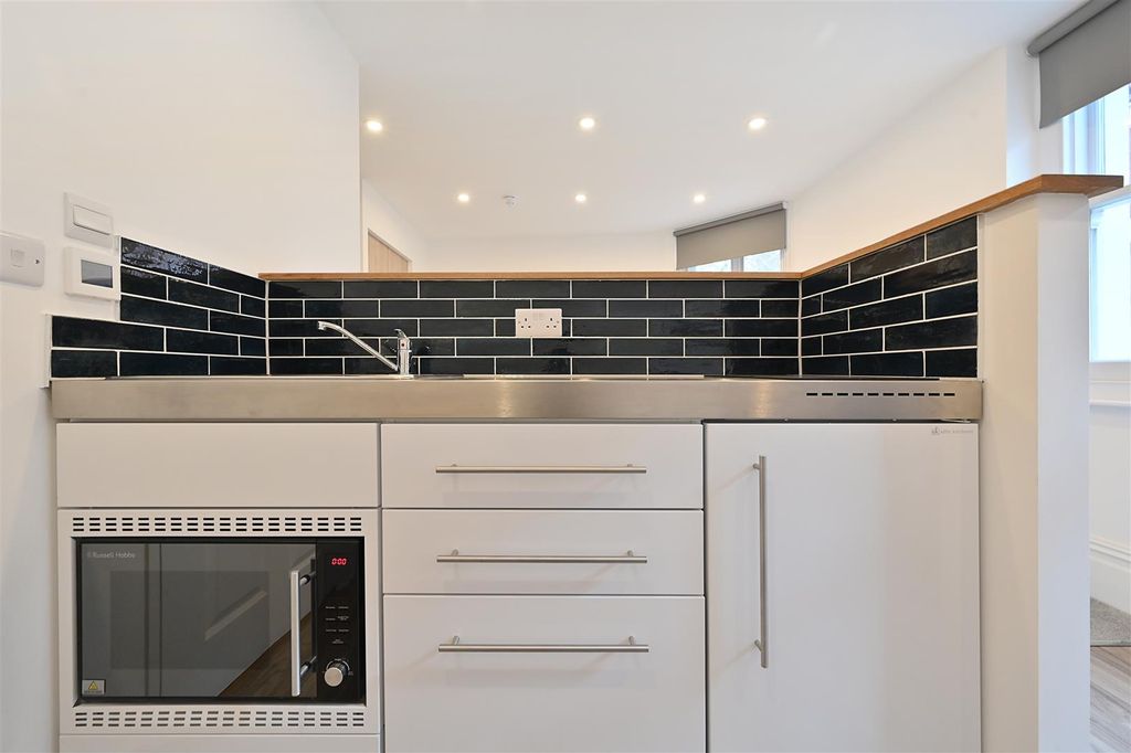 Property photo 2 of 16 Verno (6).Jpg