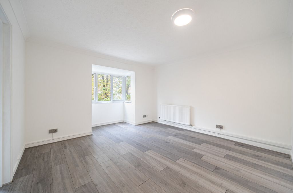 Property photo 2 of 15 Reception Room