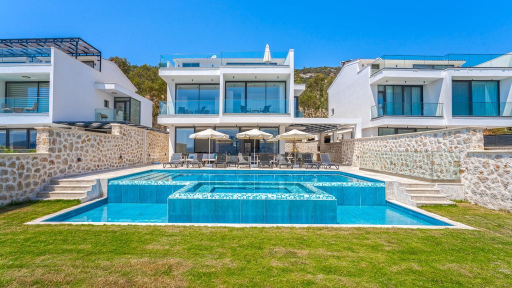 Property photo 2 of 21 Exceptional Kalkan Triplex Villa For Sale - Main View Of The Triplex Luxury Villa