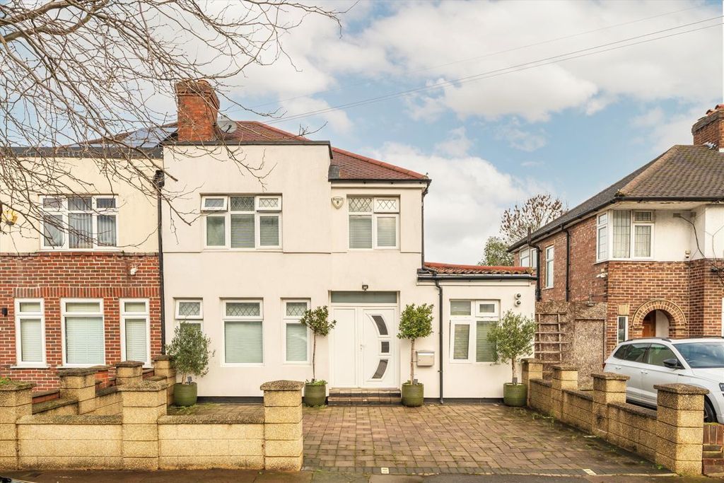 Property photo 1 of 9