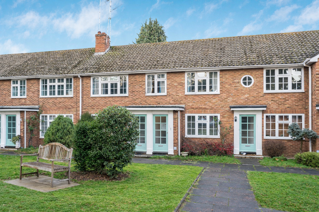 Property photo 1 of 10 Front