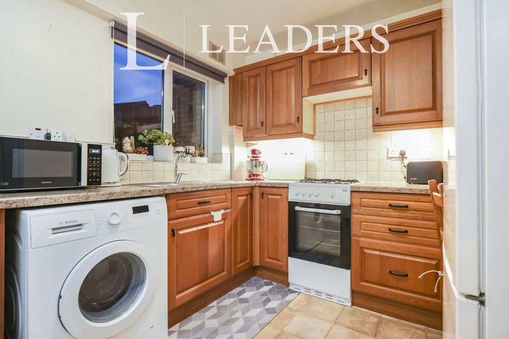 Property photo 3 of 10 3