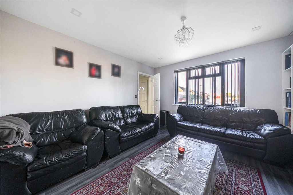 Property photo 2 of 22 Picture No. 02