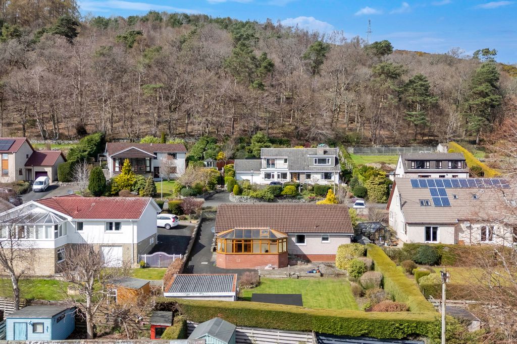 Property photo 3 of 17 Property Image 3