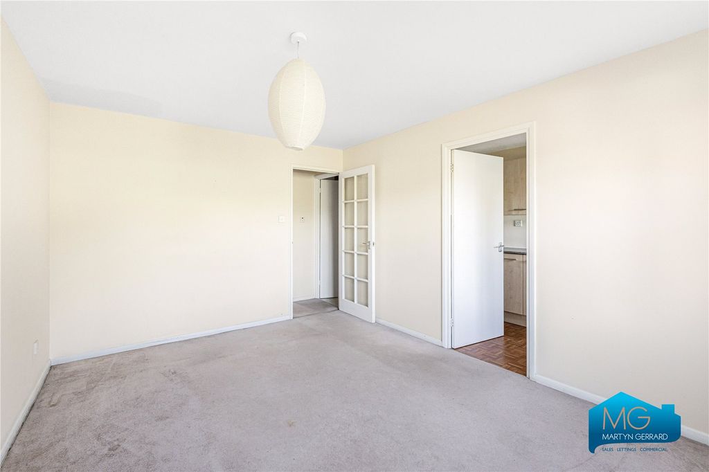 Property photo 2 of 11 Picture No. 20