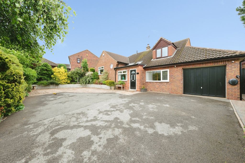 Property photo 1 of 29 Pbox-Img.Jpg