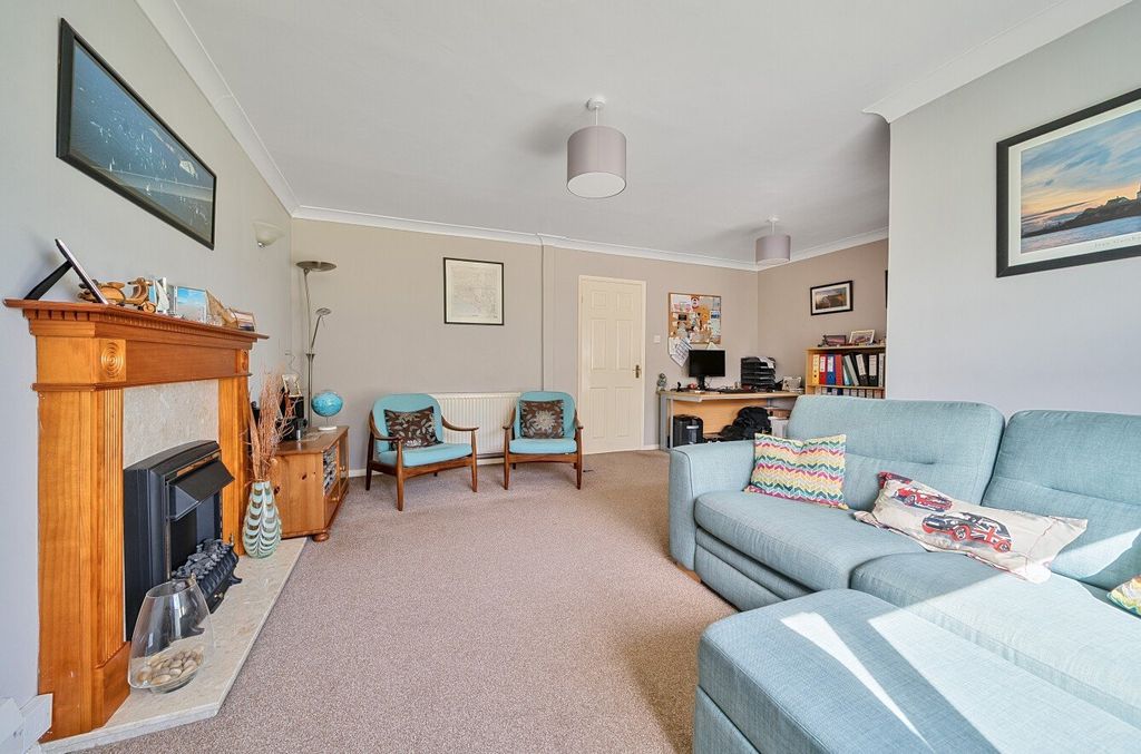 Property photo 2 of 18 Picture No. 38