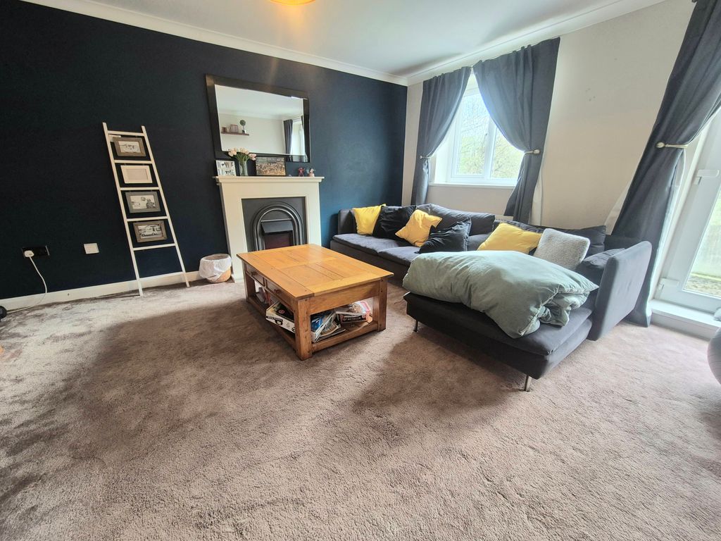 Property photo 3 of 11 Image