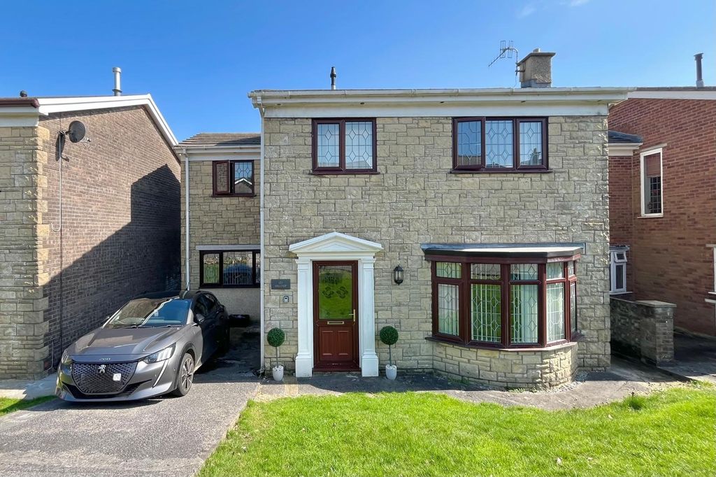 Property photo 1 of 25