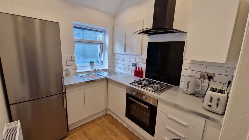 Property photo 3 of 11 Photo 15