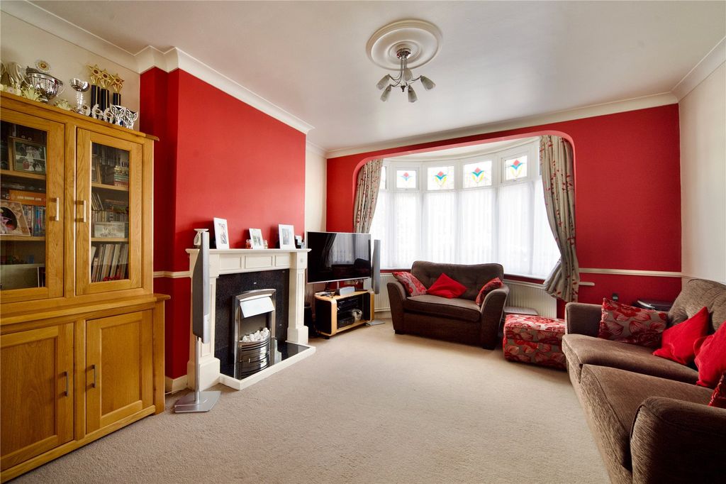 Property photo 2 of 25 Picture No. 02