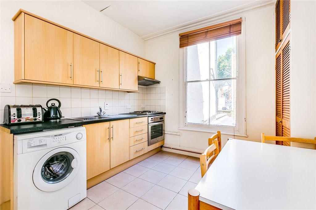 Property photo 2 of 5