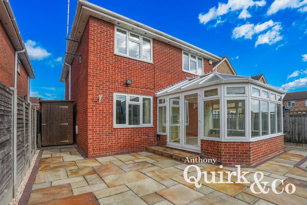 Property photo 3 of 20