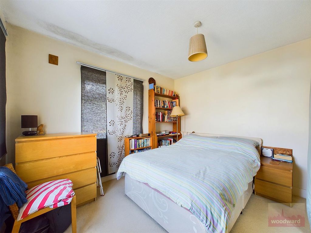 Property photo 3 of 8 Bedroom 1