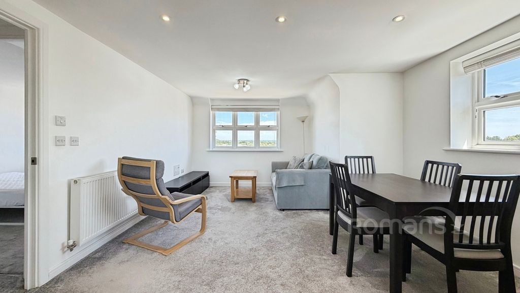Property photo 2 of 19 Pbox-Img.Jpg