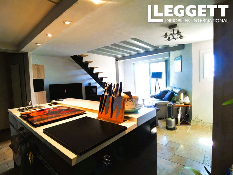 Property photo 2 of 10