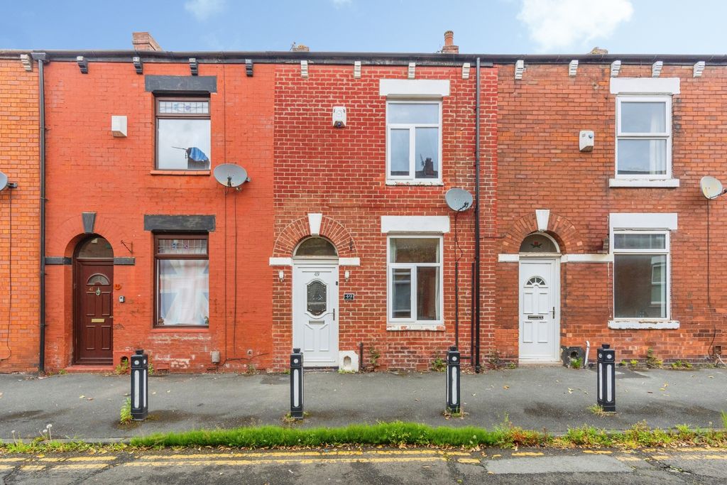 Property photo 1 of 15