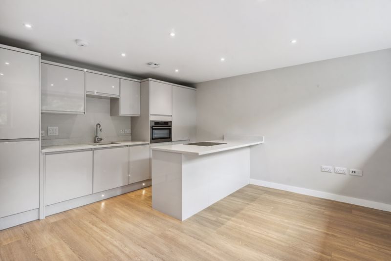 Property photo 2 of 7 Photo 5