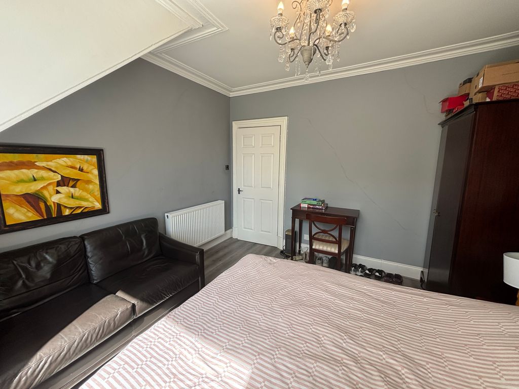 Property photo 3 of 12 3.Jpg