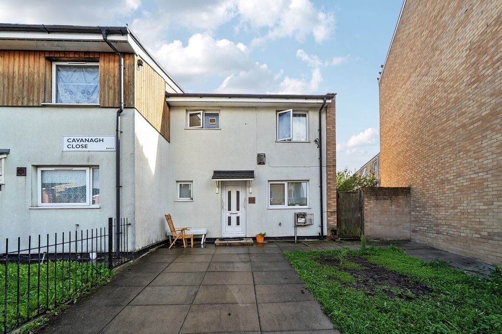 Property photo 1 of 12