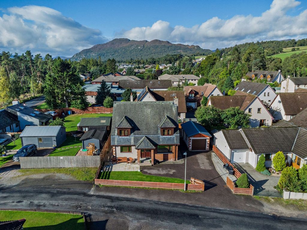 Property photo 2 of 23 Glendronach