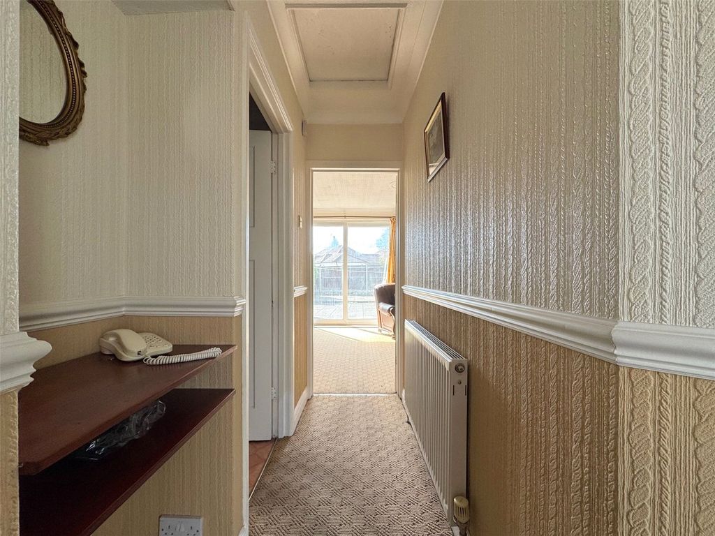Property photo 2 of 14 Hallway
