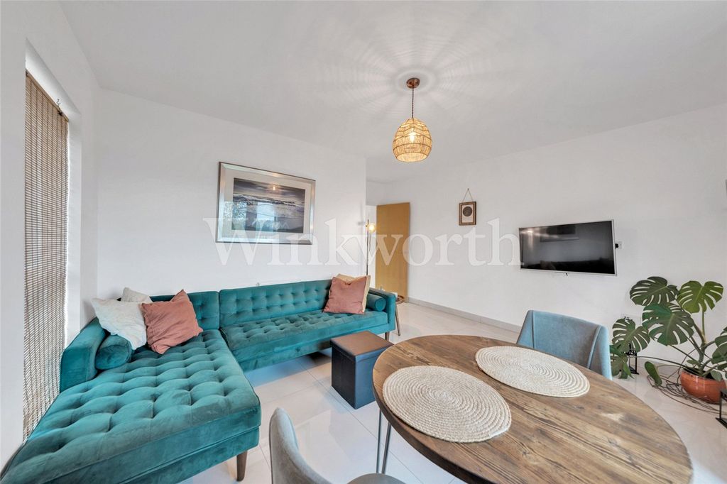 Property photo 1 of 14 Picture No. 05