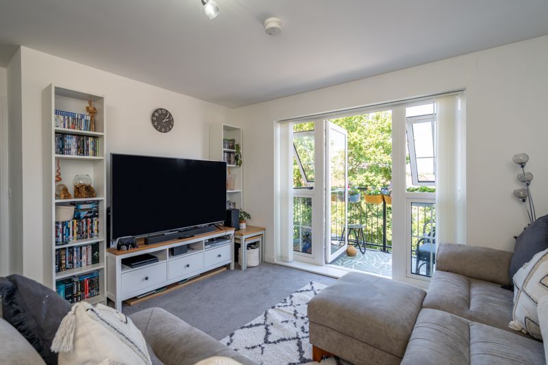 Property photo 3 of 13 Photo 4