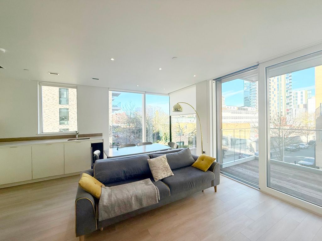 Property photo 2 of 12