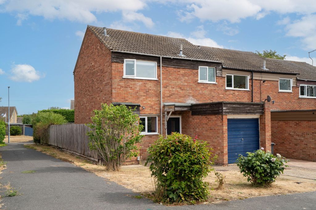 Property photo 1 of 12