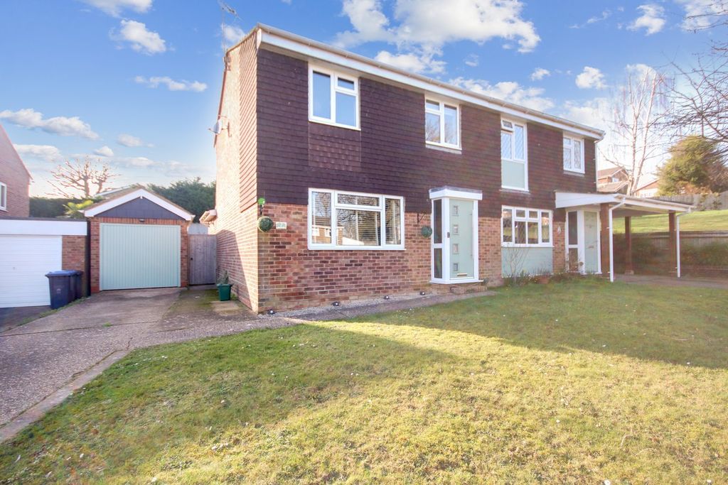 Property photo 1 of 12