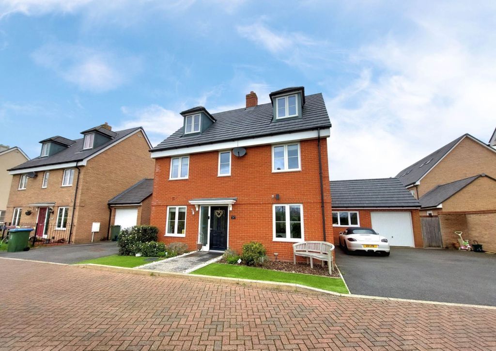 Property photo 1 of 30