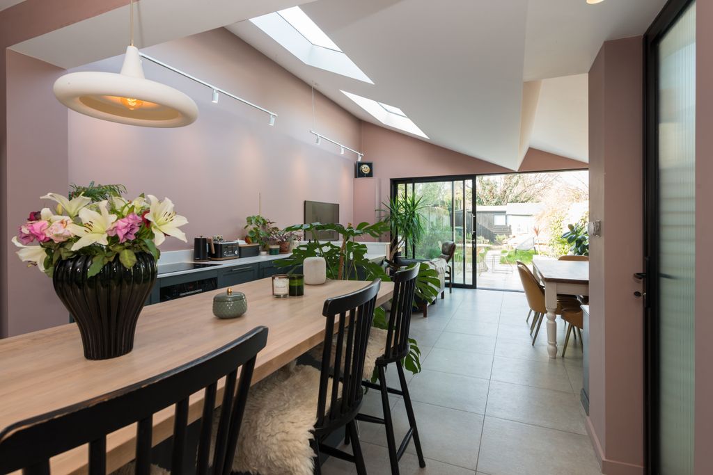 Property photo 2 of 16 Open Plan Kitchen / Dining Room