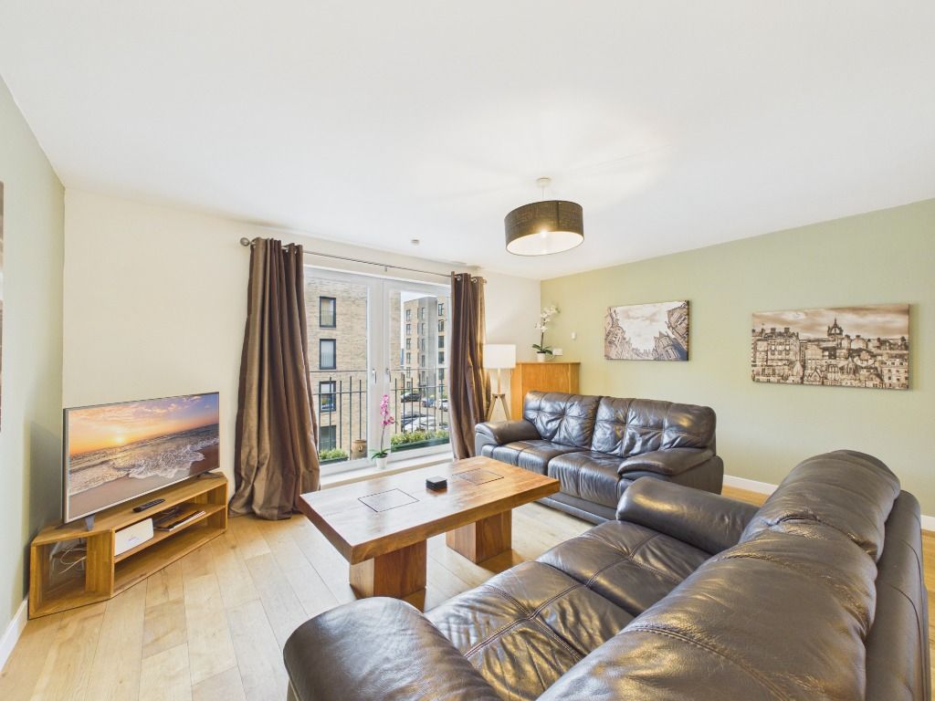 Property photo 3 of 12