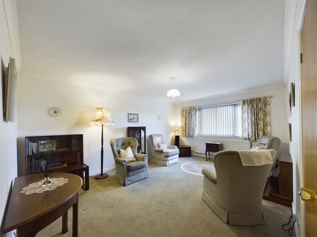 Property photo 2 of 11 Picture No. 02