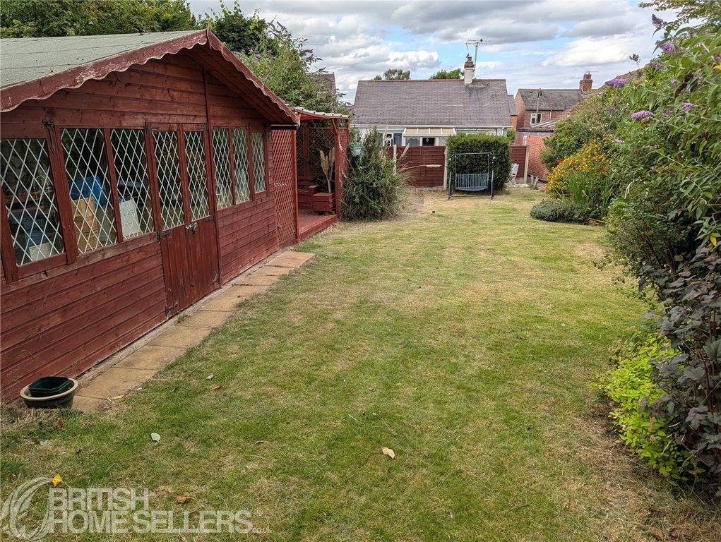 Property photo 2 of 43 Picture No. 16