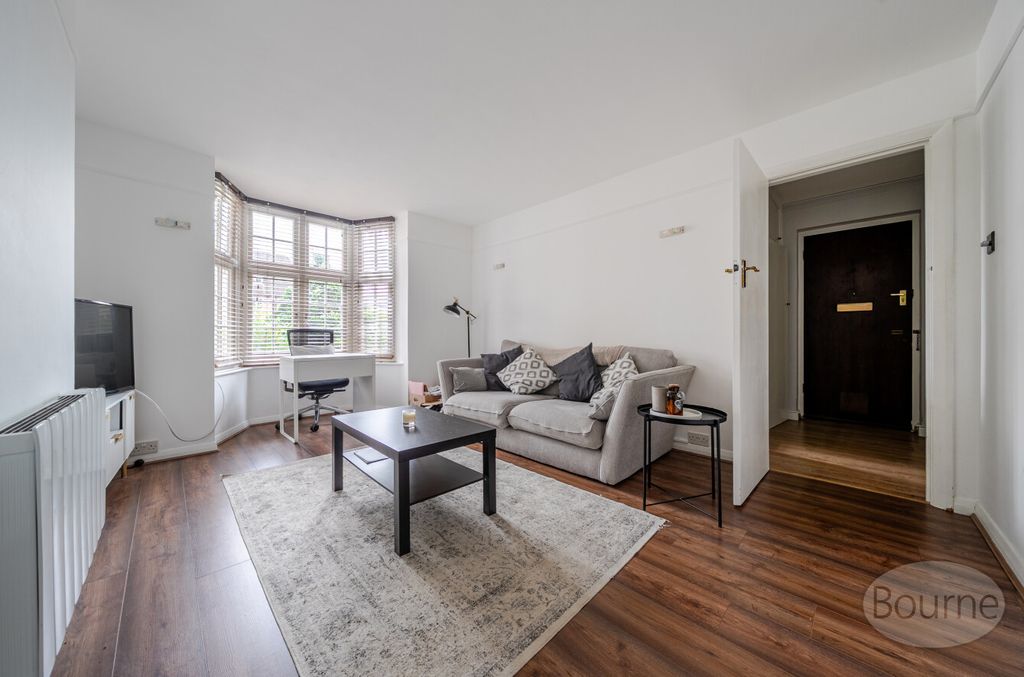 Property photo 3 of 12 7c615858-A27B-48c...