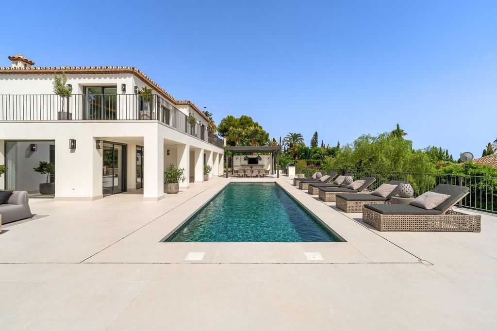 Property photo 3 of 99